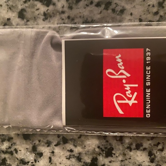 Ray Ban Sunglasses brown with case and cloth - Picture 2 of 5